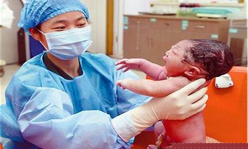 水中分娩是如何进行的？