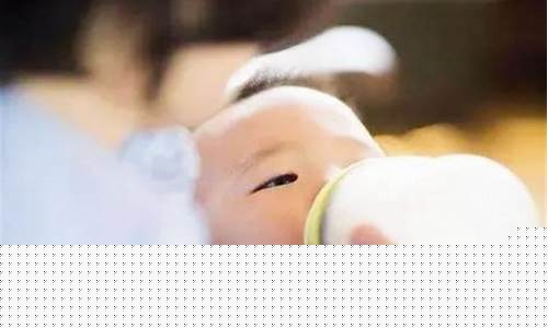 如何判断婴儿是否吃饱？